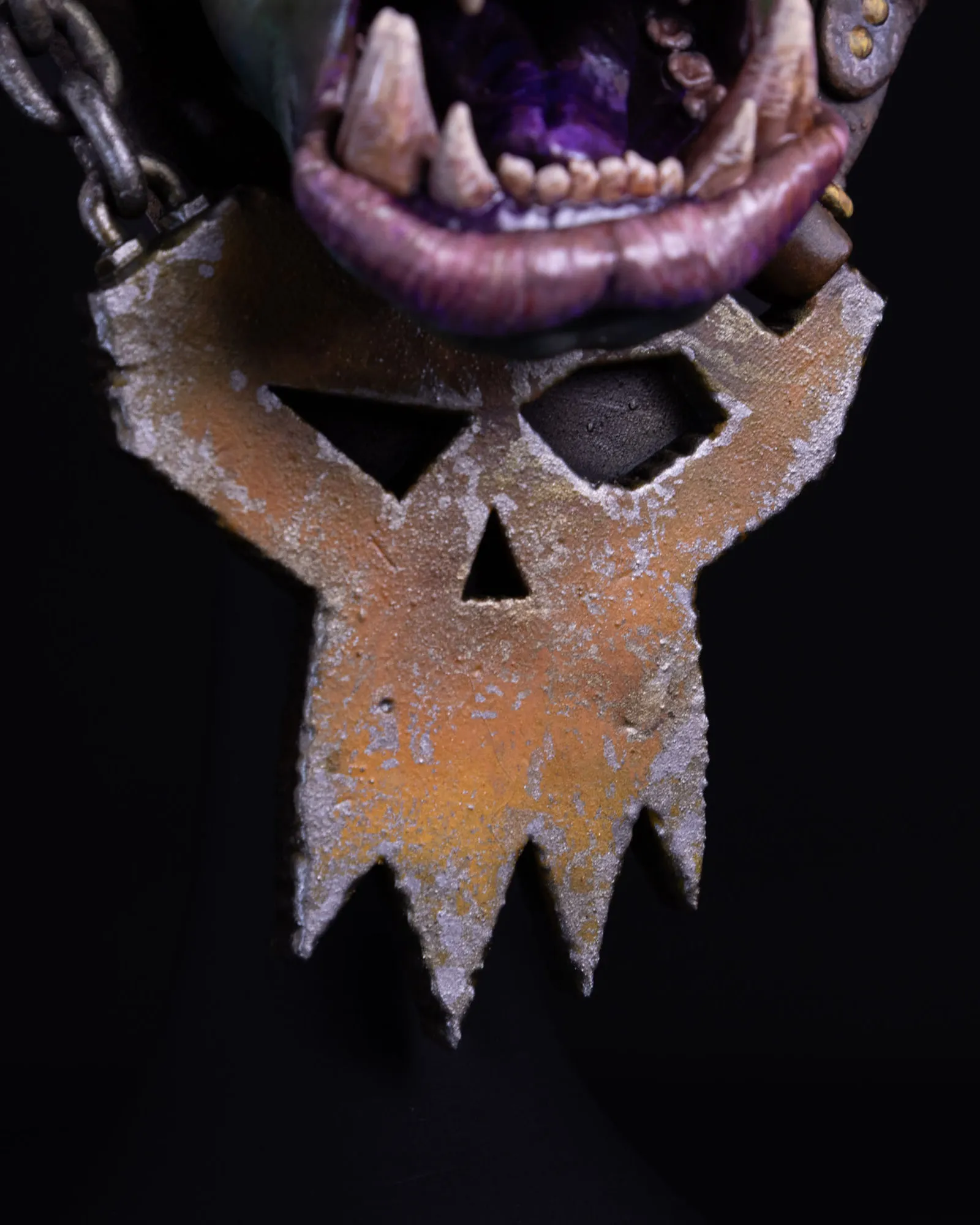 Finished Ork bust, armor detail
